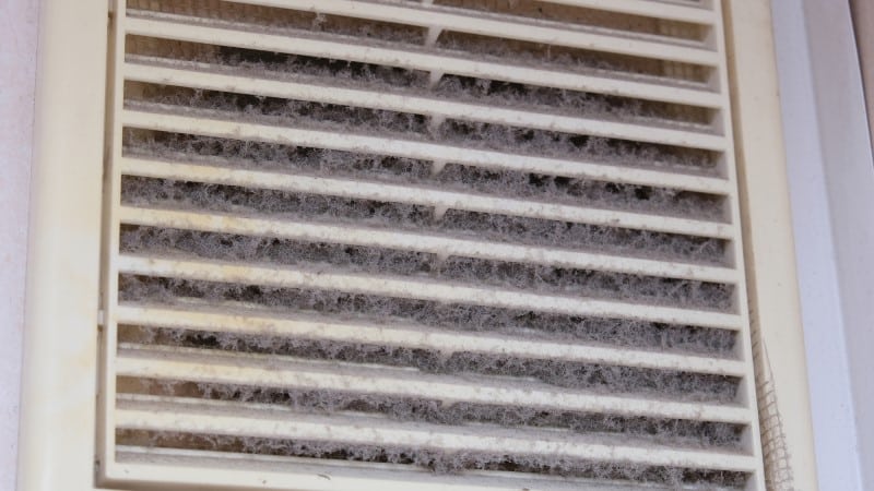 dirty hvac ducts need cleaning